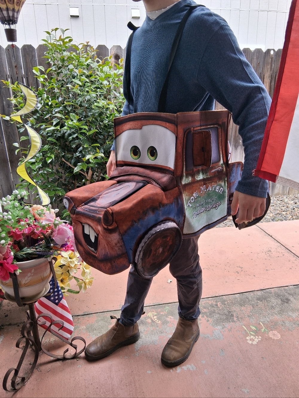Tow Mater Costume Rusty Blue/Brown - Picture 6 of 7